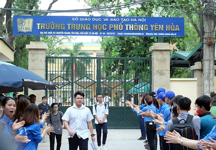Trường THPT Yên Hòa