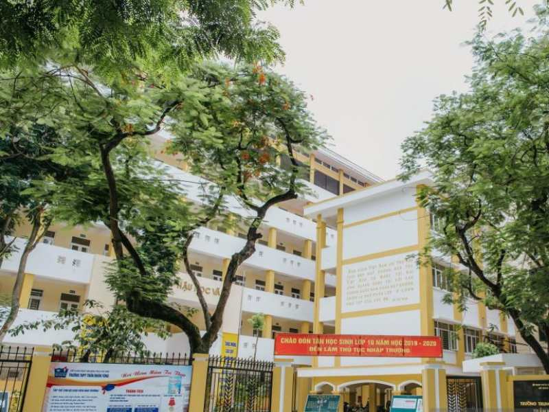 Trường THPT Trần Thánh Tông
