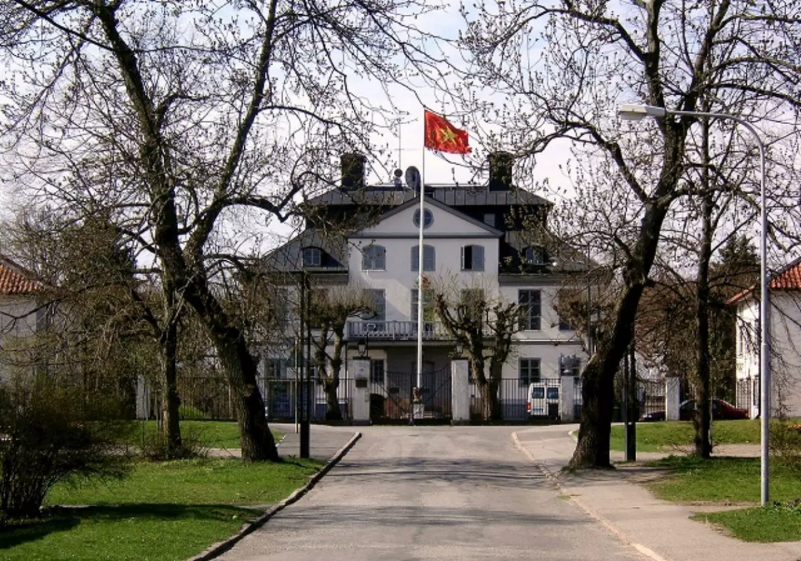 Đại sứ quán nước ngoài tại Hà Nội