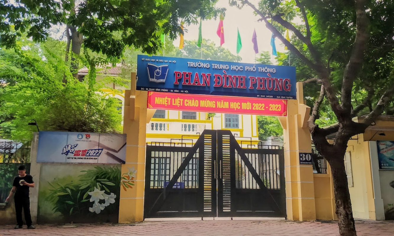 Trường THPT Phan Đình Phùng, quận Ba Đình, thành phố Hà Nội