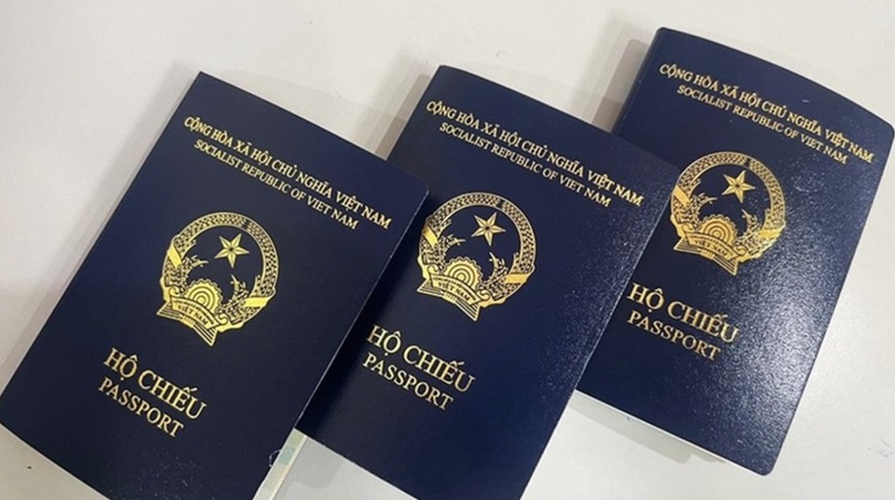 Hộ chiếu còn hạn dưới 6 tháng có được làm hộ chiếu mới không?