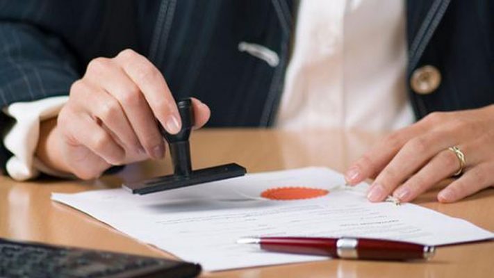 ủy quyền nhận tiền có phải đóng thuế