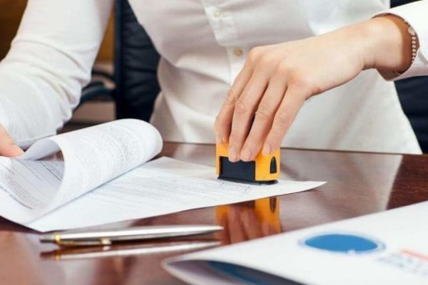 Thủ tục công chứng hợp đồng