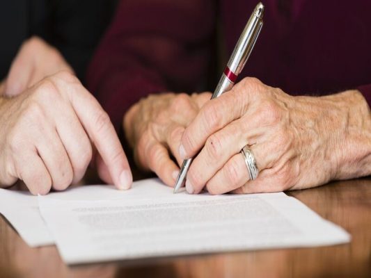 Giấy tờ nhân thân không rõ