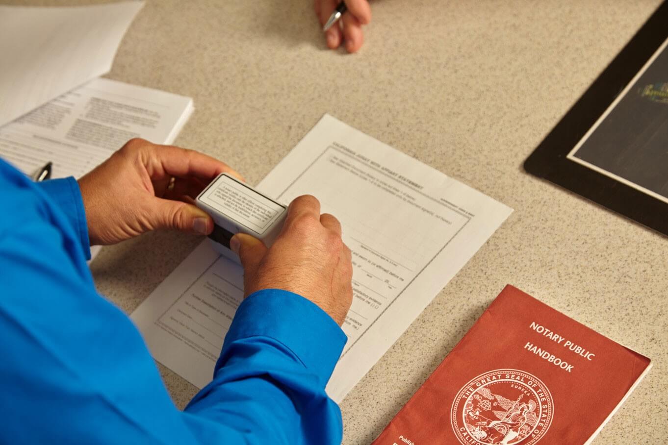 giấy ủy quyền nhận tiền công chứng