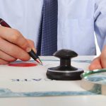 Những nguyên tắc cần tuân thủ khi công chứng văn bản từ chối nhận di sản cong-chung-la-gi-1_1505163654 (7)