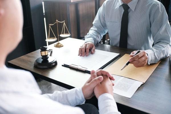ghi rõ số tiền khi công chứng giấy ủy quyền