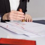 Trách nhiệm của công chứng viên xác nhận giấy ủy quyền nhận tiền van-ban-uy-quyen-co-chung-thuc