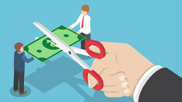 giảm lương trái luật