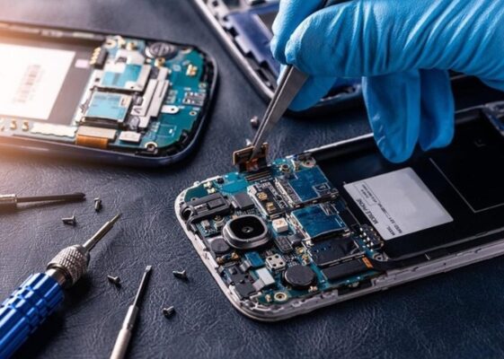 thay linh kiện kém chất lượng