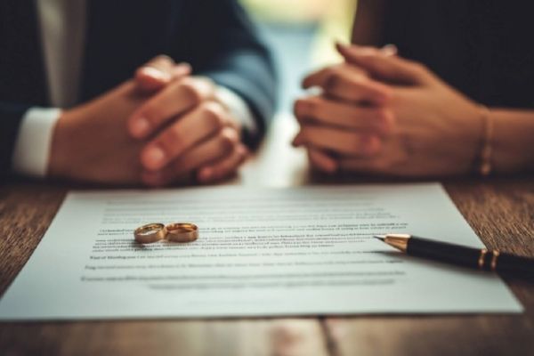 Bạn có biết điều gì xảy ra nếu bỏ qua công chứng khi có tài sản chung?