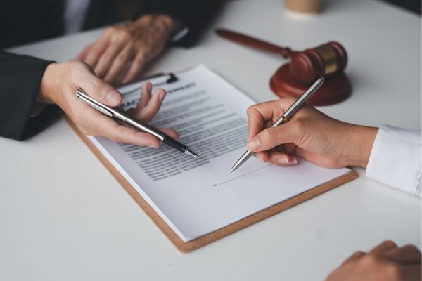 Thời điểm công chứng