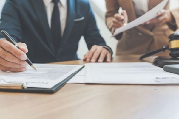 Công chứng hợp đồng đặt cọc