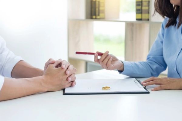 Các tài liệu quan trọng cần công chứng trong thỏa thuận tài sản vợ chồng