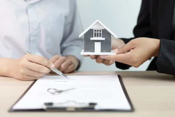 Câu chuyện thành công từ việc tặng đất: Bí quyết không ai nói