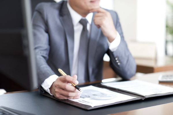 Cẩm nang cho doanh nhân: Lời khuyên hữu ích khi xử lý giấy tờ quốc tế!