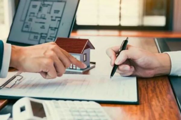 Nhập nhằng trong giao dịch bất động sản và cách công chứng giúp bạn!