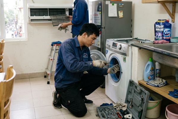 Bảo dưỡng thiết bị trong nhà cho thuê