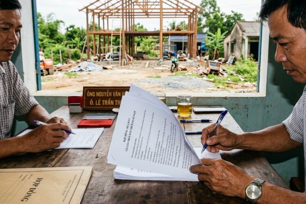 Hợp đồng mua bán tài sản là vật kiến trúc trên đất thuê ngắn hạn
