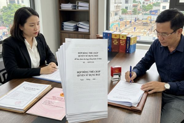 Hợp đồng thế chấp quyền sử dụng đất để bảo đảm cho hợp đồng kinh tế khác